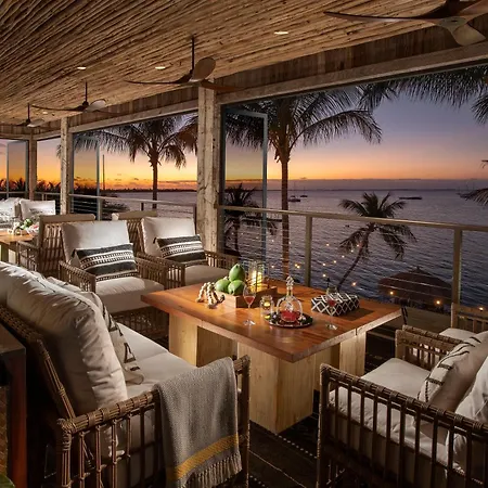 Bungalows Key Largo (Adults Only)-3